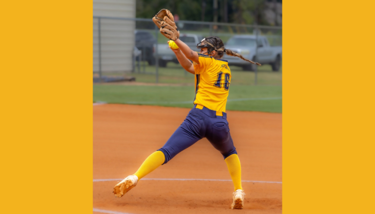 Toombs Pulls Away Late to Defeat JDMS Softball, 12-4
